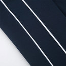 サイドラインがコーデのアクセントに！