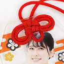 赤色のお守り紐付き！（めがね結び）