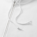 フードひもは丸ひも身頃同色、ひも先はセルチップ加工