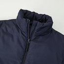 スタンドネック仕様、チンガード付き