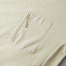 左胸にはジッパー式ナイロンポケット付き