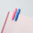 バインダークリップは厚みにもしっかり対応。折れにくく携帯に便利！