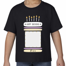 バースデーケーキのフレームがかわいいキッズの誕生日Tシャツをオリジナルでプリント　誕生日祝いのテンプレート　【アウトレット】GILDAN ジャパンフィットTシャツ（キッズ）の無料デザインテンプレート